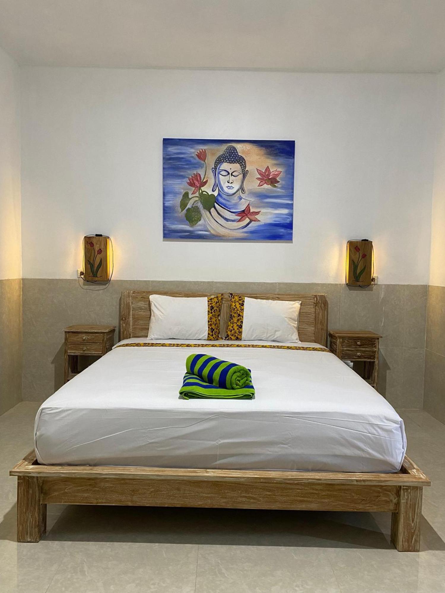Coconut Beach Bungalows & Warung 2 Amed Eksteriør billede